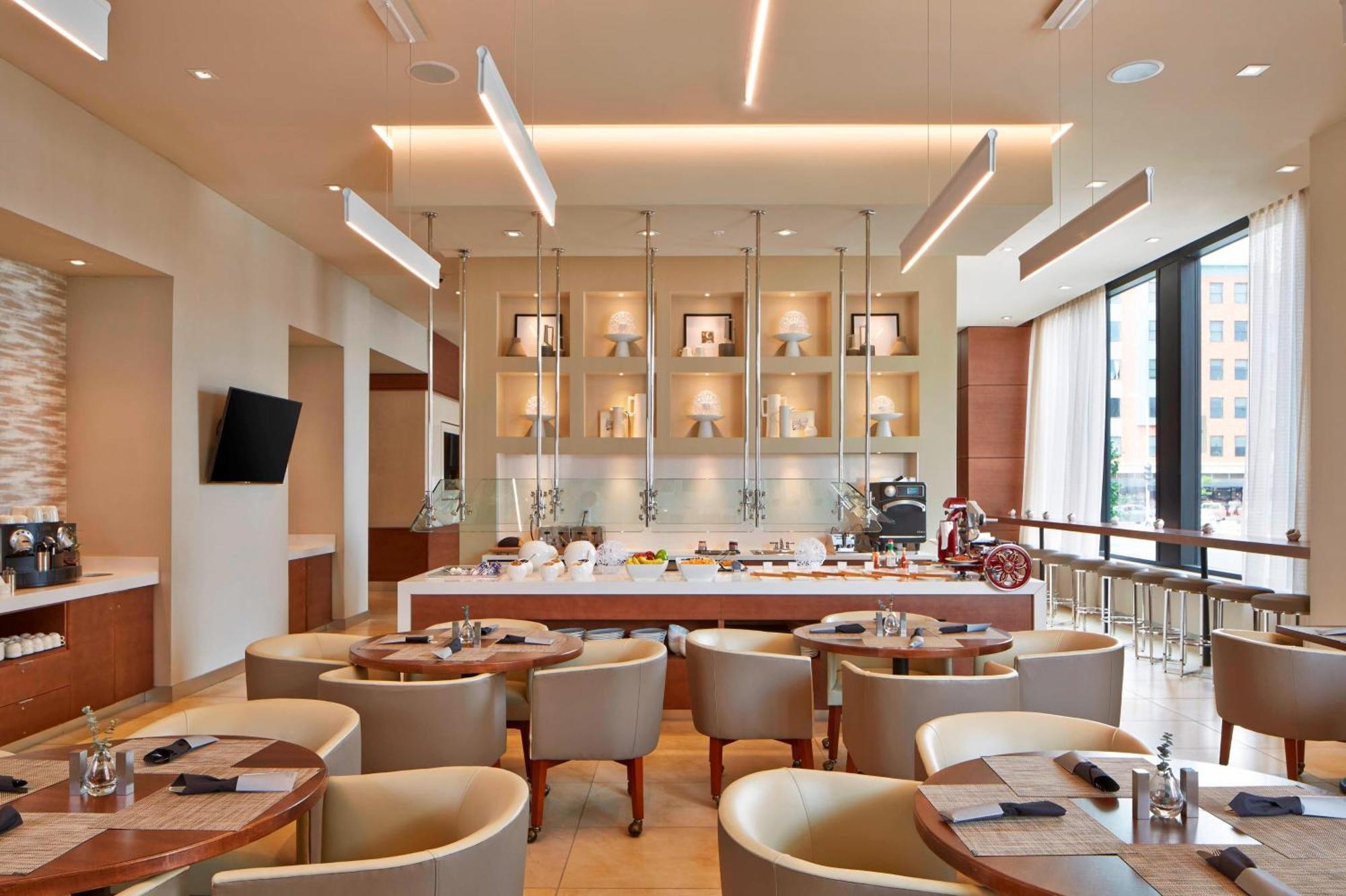 Ac Hotel By Marriott Des Moines East Village מראה חיצוני תמונה